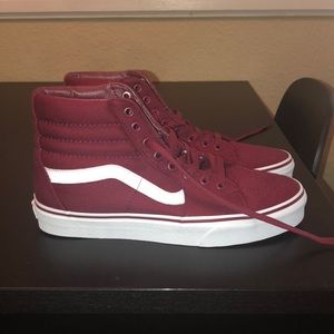 High top Maroon Vans